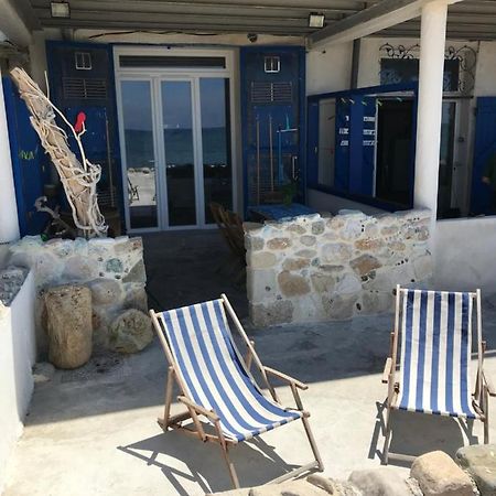 Le Cabanon Bleu Sur La Plage 马赛 外观 照片