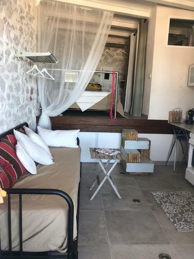 Le Cabanon Bleu Sur La Plage 马赛 外观 照片