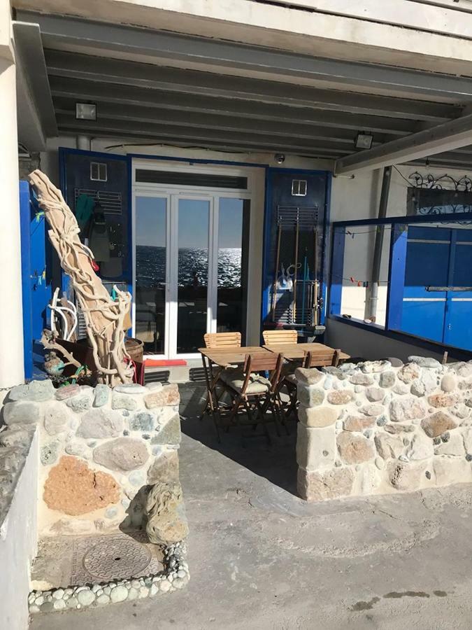 Le Cabanon Bleu Sur La Plage 马赛 外观 照片