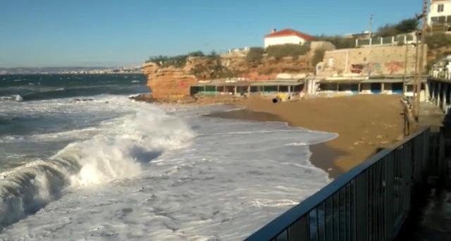 Le Cabanon Bleu Sur La Plage 马赛 外观 照片